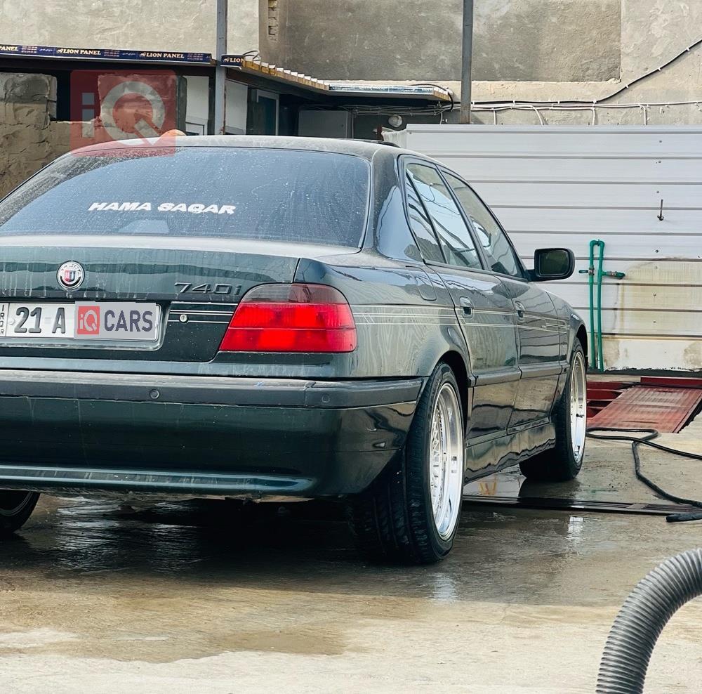 بي ام دبليو الفئة 7